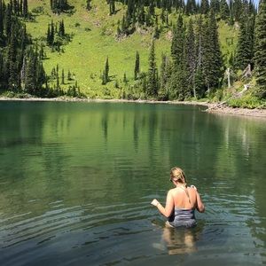 Meet your Posher, Angela